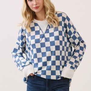 NWT Blue and White Checkered Long Sleeve Top